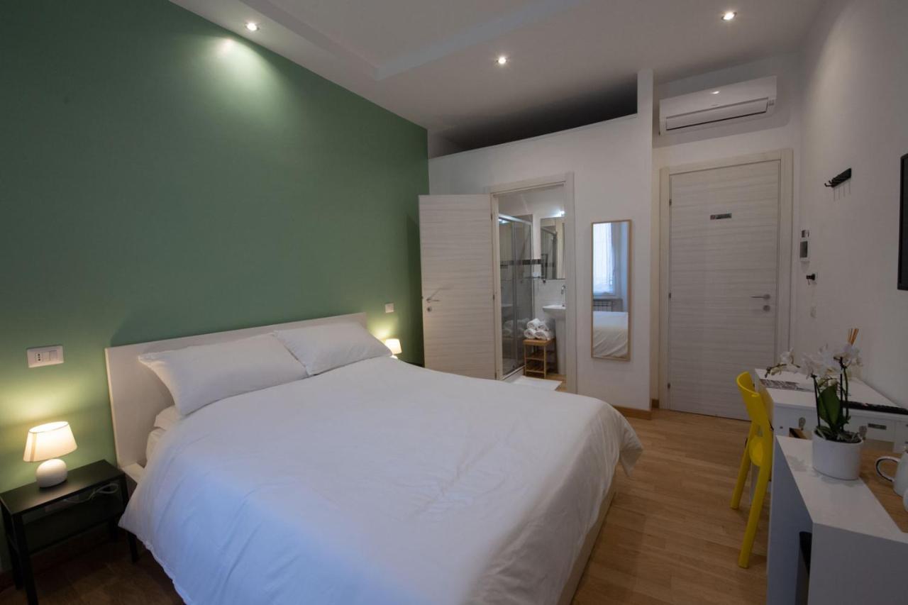 Domus Castroni Germanico Bed and Breakfast Rome Buitenkant foto